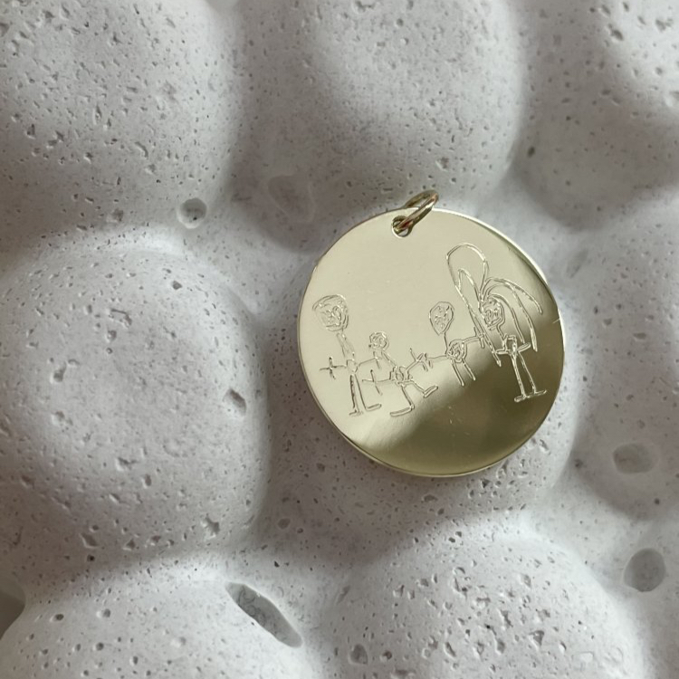 Medailonek 17 mm s gravírováním - Barva zlata: Bílé (Au585/1000), Gravírování: Prosím uvést do poznámky