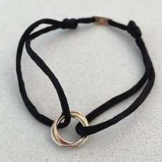 Trojitá karma na saténu 1,5 mm Trojitá karma na saténu 1,5 mm