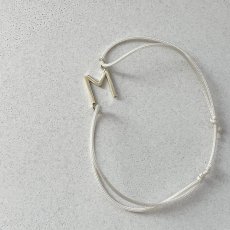 Náramek s písmenkem (10 mm)
