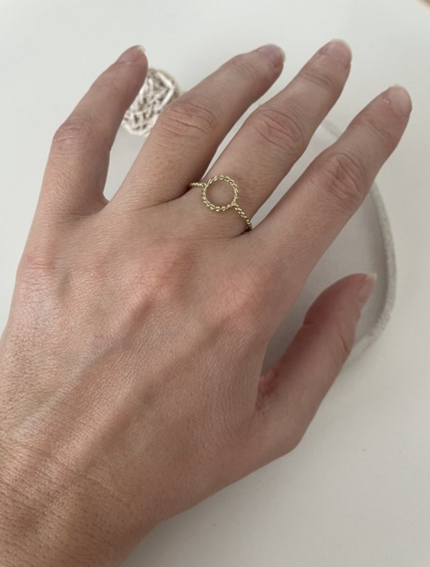 Prstýnek Karma - Barva zlata: Bílé (Au585/1000), Velikost prstýnku: 54, Provedení prstýnku: Hladký